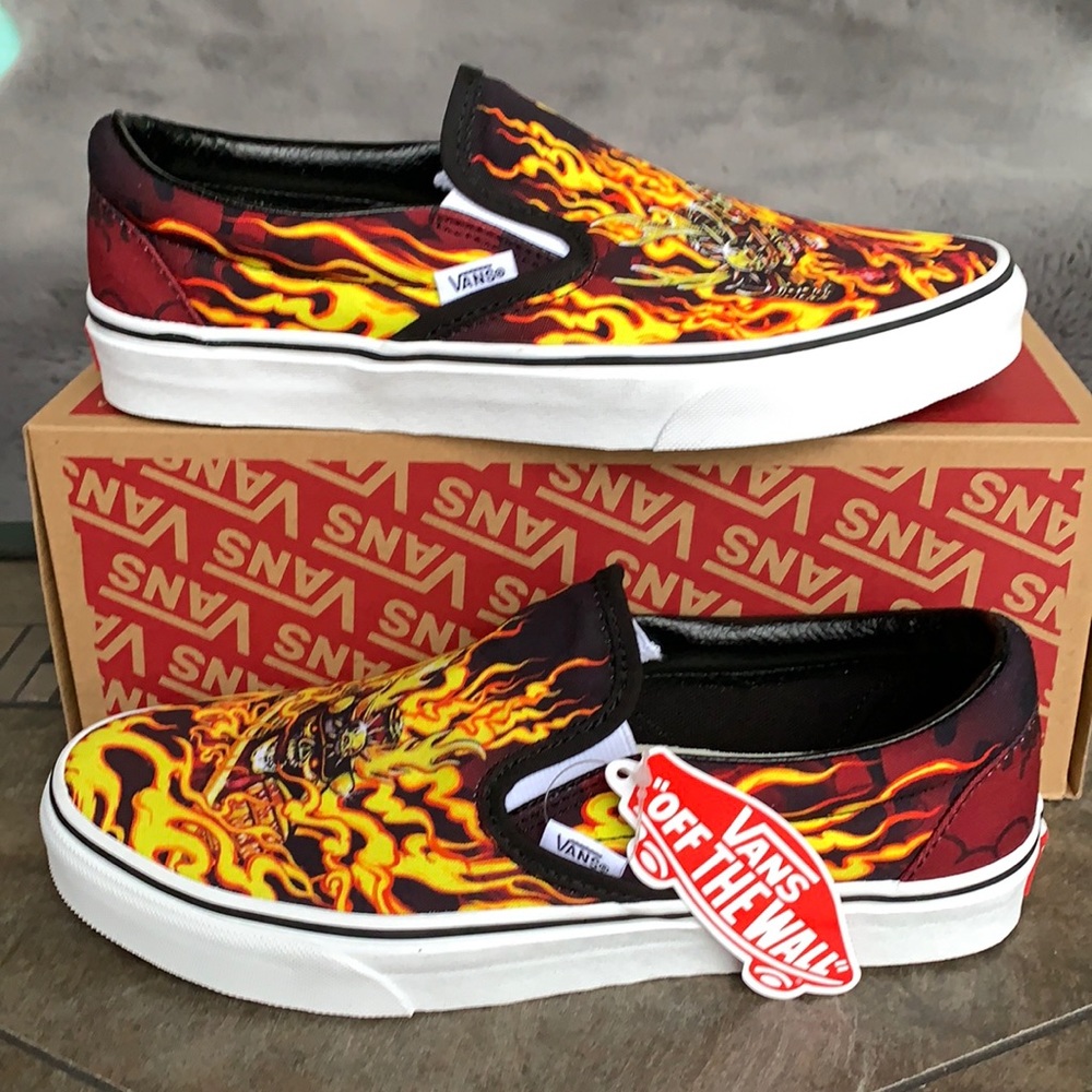 VANS CLASSIC SLIP ON SAMURAI RISING BLACK/TRWHT WMNS - Picture 2 of 16
